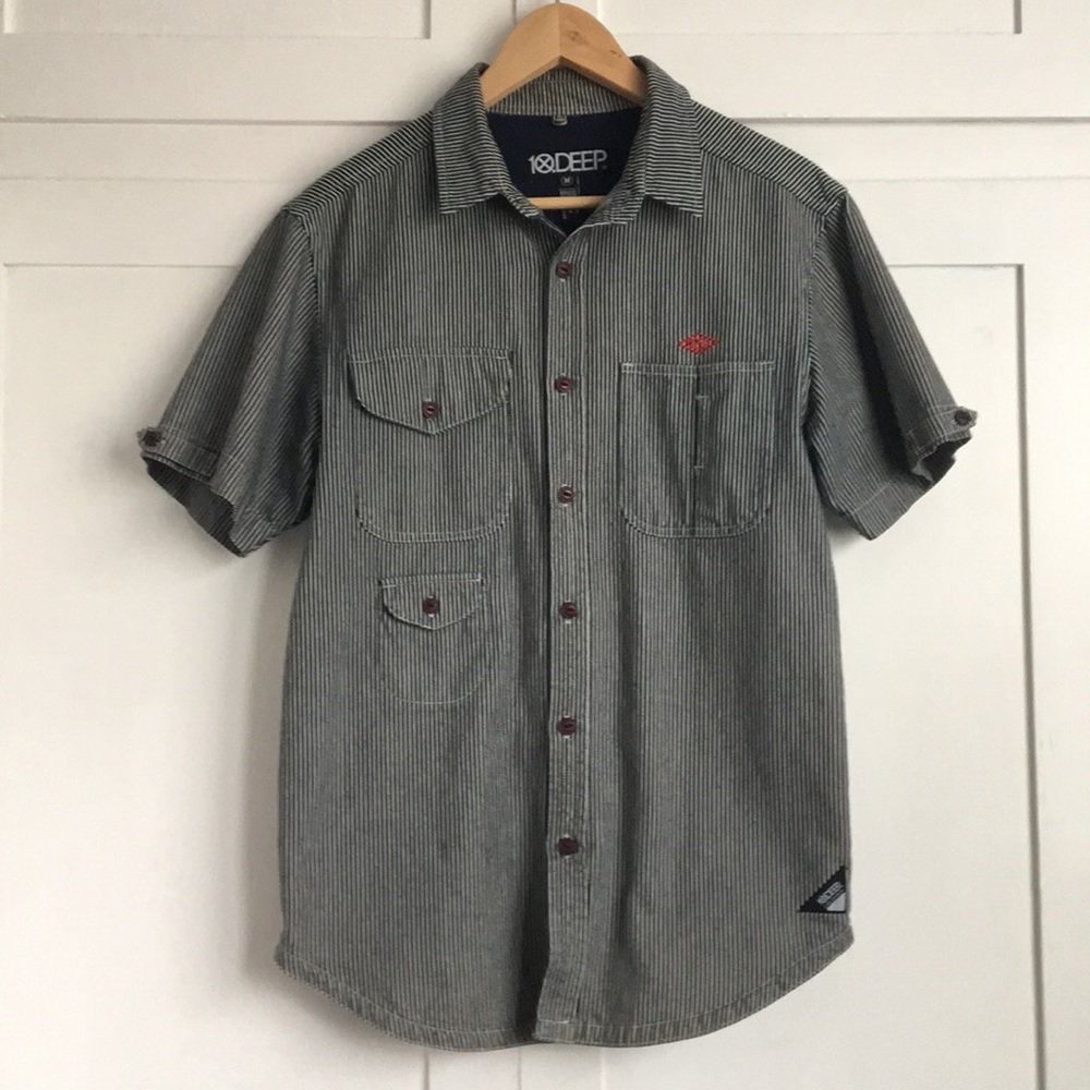 10 deep short sleeve shirt.